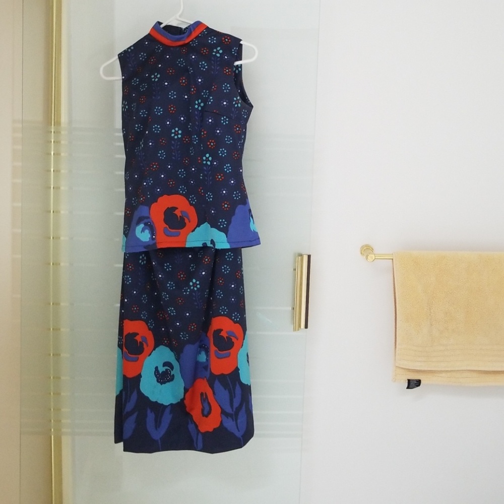 2 piece vintage skirt and top